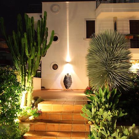 B&B Villa Il Sughero Monopoli Εξωτερικό φωτογραφία