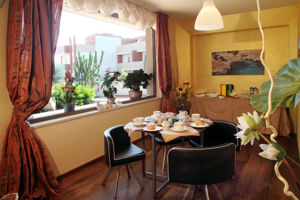 B&B Villa Il Sughero Monopoli Εξωτερικό φωτογραφία